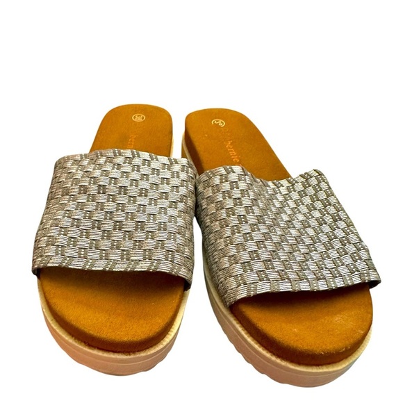 bernie mev. Shoes - Bernie Mev woven sandals size 8 worn once silver metallic stretch top